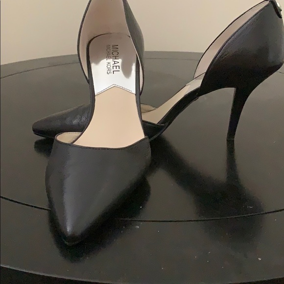 MICHAEL Michael Kors Shoes - Michael Kors black heels!